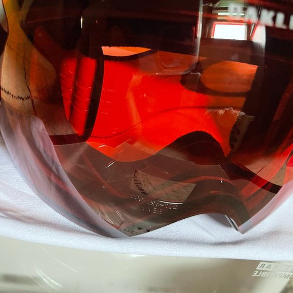 Brand New Oakley Flight Deck XL Prizm Snow Rose Goggles - Picture 3 of 8